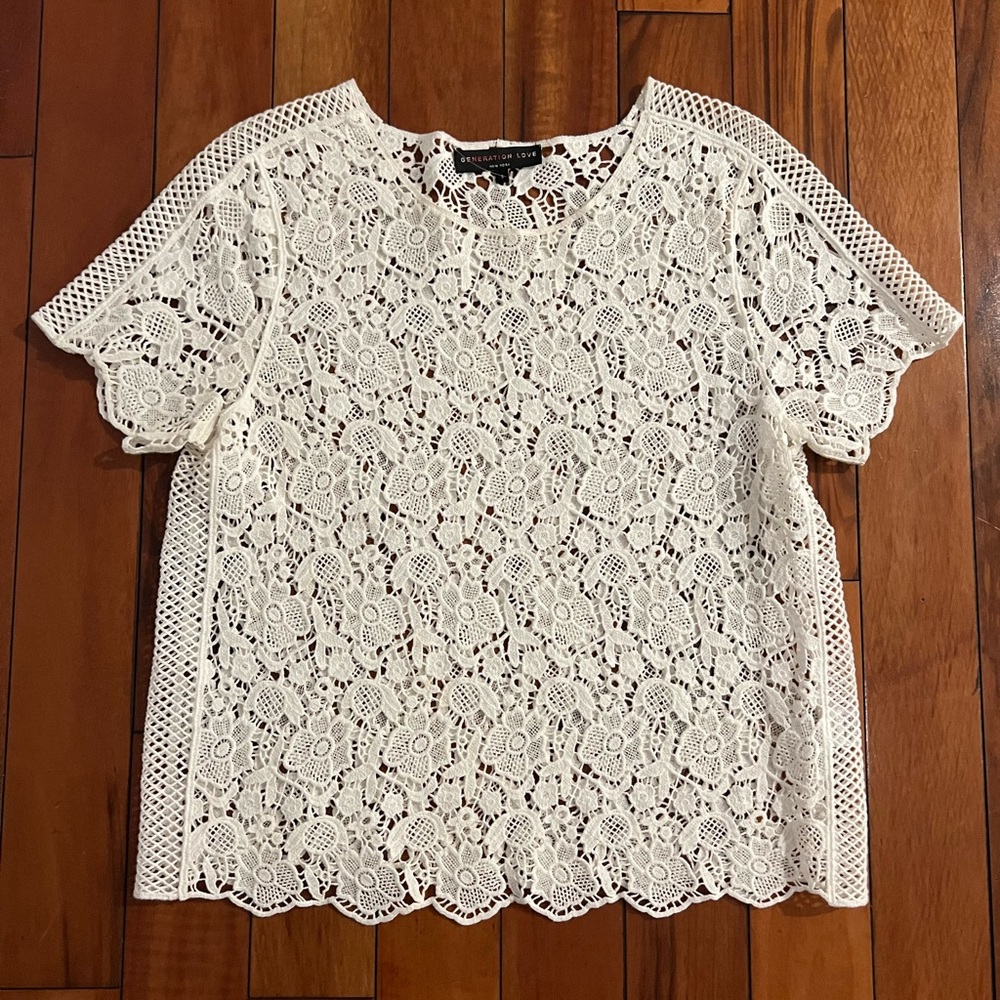 Generation Love Lacy Top⭐️ - Picture 2 of 10